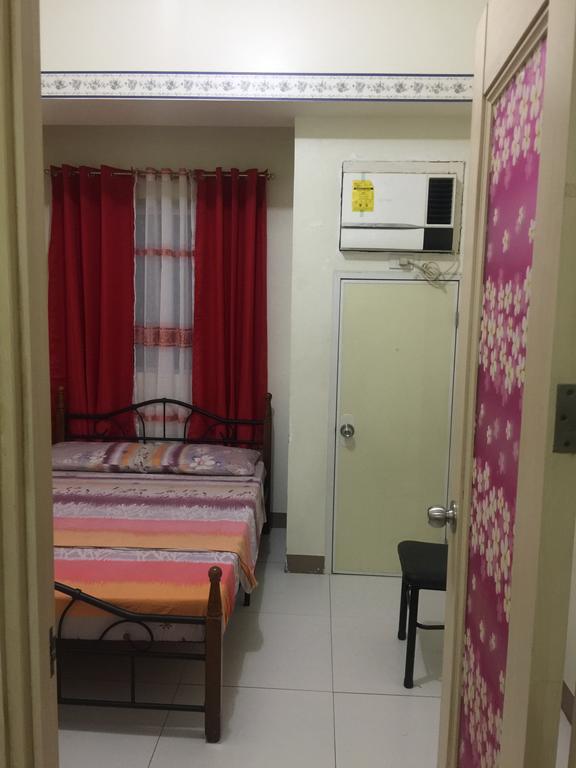 Karla'S Place At Chateau Elysee Paranaque City Exteriör bild