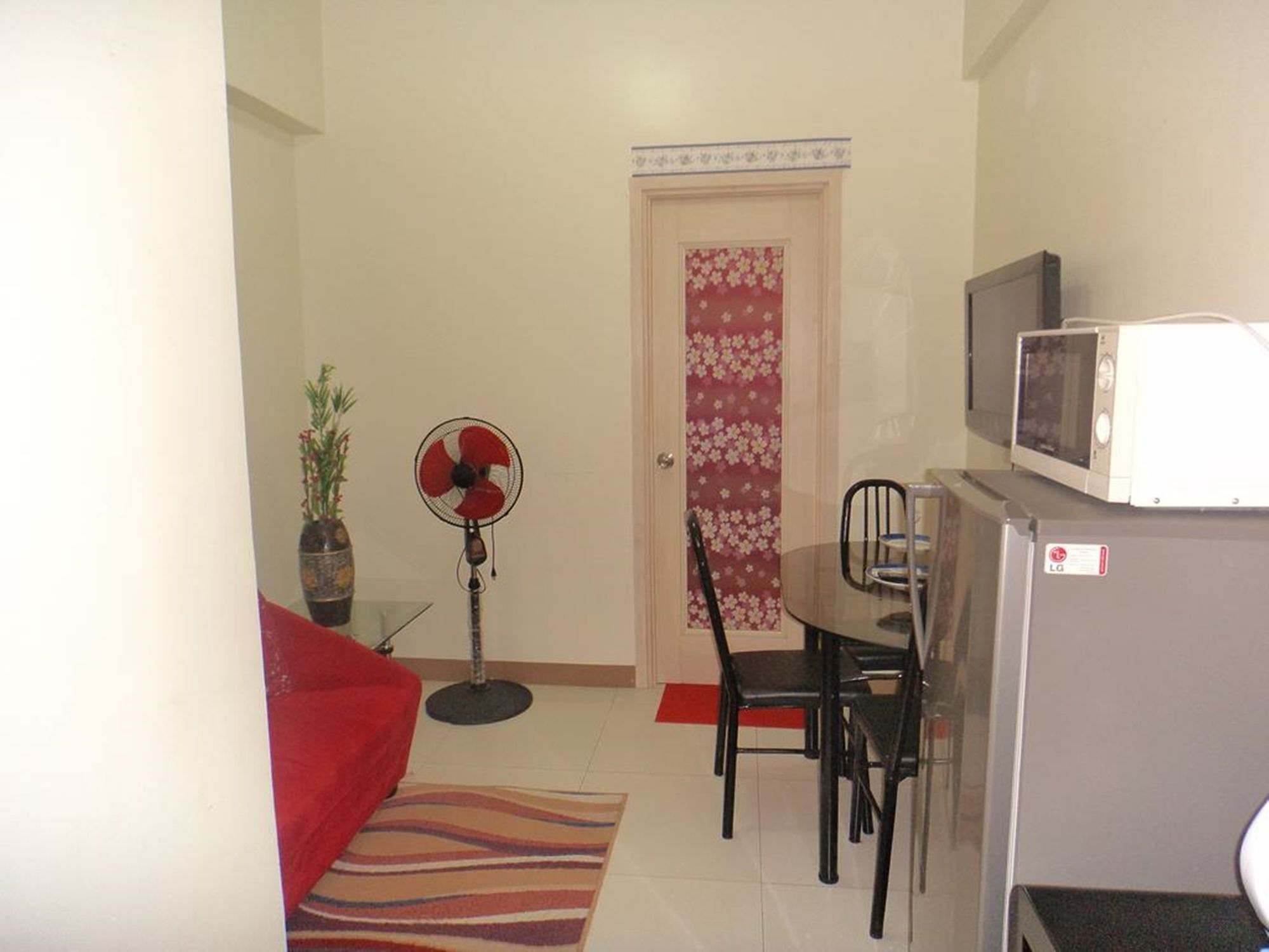 Karla'S Place At Chateau Elysee Paranaque City Exteriör bild